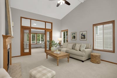 /international/us/18677-kalmar-trail-lakeville-mn-110110228631/