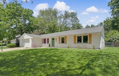 /international/us/1008-devonshire-drive-champaign-il-110108499745/