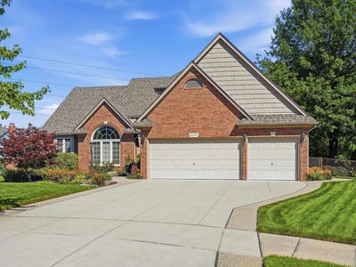 /international/us/43397-brooks-drive-clinton-township-mi-110120409838/