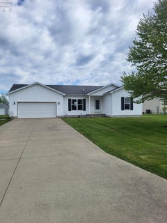 /international/us/1808-mario-place-fremont-oh-110107958394/