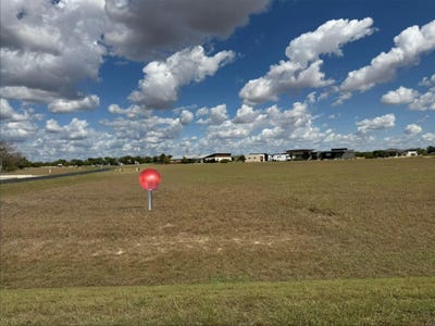 /international/us/102-ranch-estates-cir-martindale-tx-110105705166/