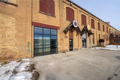 /international/us/1529-1531-northern-pacific-road-brainerd-mn-110105796126/
