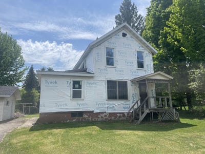 /international/us/189-8th-st-s-park-falls-wi-110108566855/