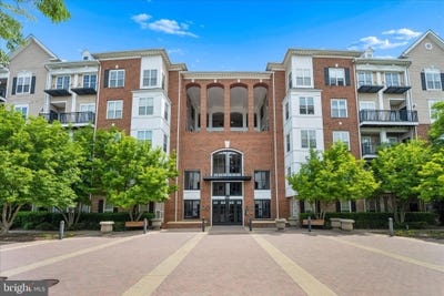 /international/us/501-hungerford-drive-rockville-md-110108470741/