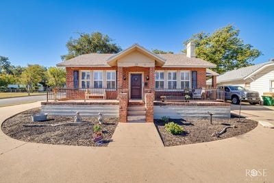 /international/us/423-s-washington-drive-san-angelo-tx-110105869416/