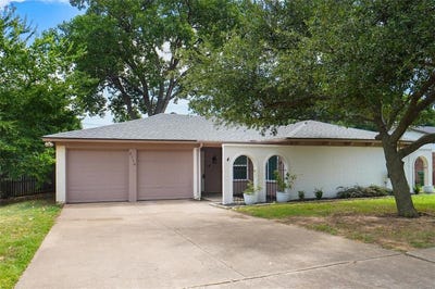/international/us/2116-hurstview-drive-hurst-tx-110101482118/