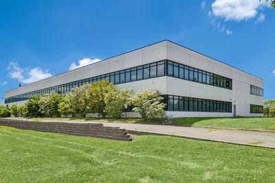 /international/us/326-daniel-zenker-dr-big-flats-ny-110100969004/