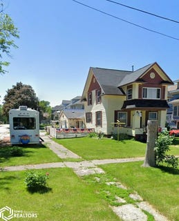 /international/us/524-se-1st-street-eagle-grove-ia-110107710988/