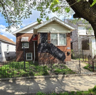 /international/us/1173-tyler-street-gary-in-110107691796/