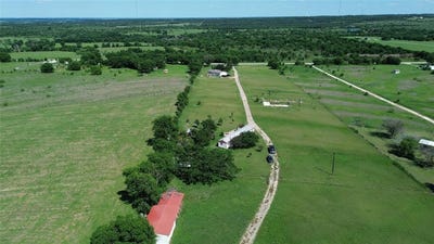 /international/us/376-love-lane-moody-tx-110107776669/