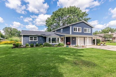 /international/us/1012-martha-street-elk-grove-village-il-110110372417/