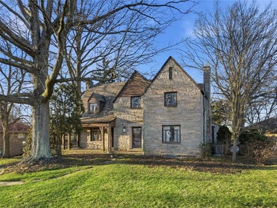 /international/us/4430-brownsville-rd-whitehall-pa-110105214728/