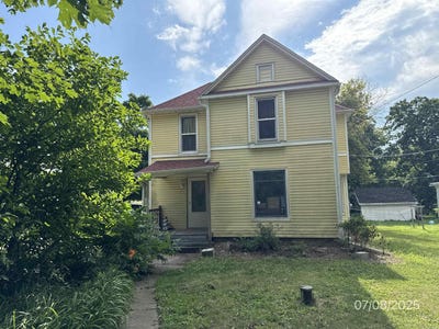 /international/us/593-n-henderson-freeport-il-110101100116/?lang=zh-cn