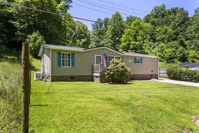 /international/us/709-waugh-branch-barboursville-wv-110092347261/