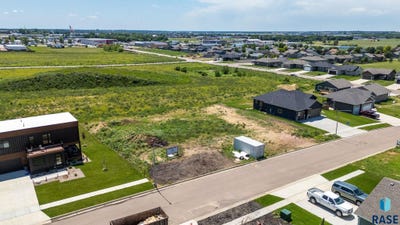 /international/us/1805-e-wallin-cir-sioux-falls-sd-110100562572/