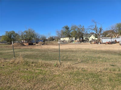 /international/us/e-mill-avenue-comanche-tx-110103983100/