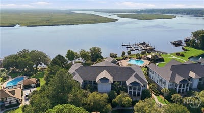 /international/us/2707-river-oaks-drive-richmond-hill-ga-110108848856/