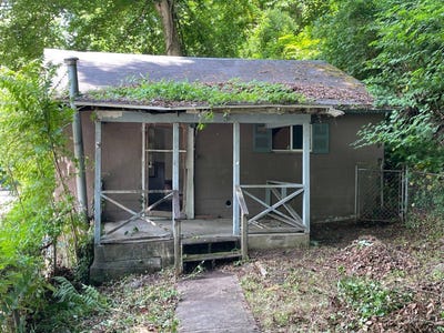 /international/us/762-764-south-park-road-kanawha-city-wv-110108586222/?lang=th
