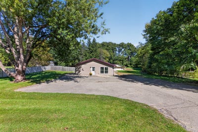 /international/us/6200-brooklyn-road-jackson-mi-110120131753/