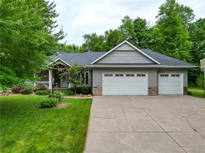 /international/us/1403-elm-avenue-w-menomonie-wi-110100164491/