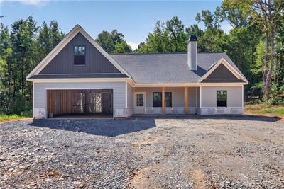 /international/us/339-relay-road-silver-creek-ga-110110240105/