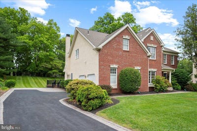 /international/us/23-annesley-drive-glen-mills-pa-110099849054/