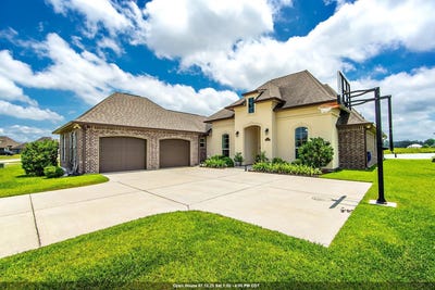 /international/us/306-royal-oak-blvd-thibodaux-la-110099080736/