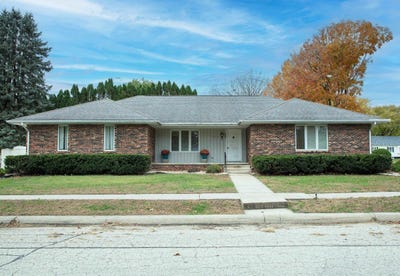 /international/us/302-andrews-street-nashua-ia-110103184209/