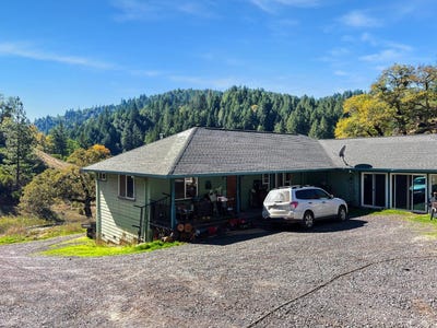 /international/us/8800-cave-creek-road-redwood-valley-ca-110104034717/