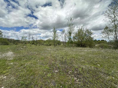 /international/us/1436-hidden-moraine-dr-kewaskum-wi-110108298889/