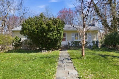 /international/us/18-wyman-road-lexington-ma-110107982412/