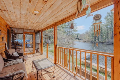 /international/us/43-moccasin-trail-hillsborough-nh-110107927495/