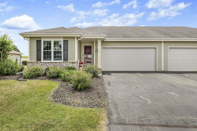 /international/us/614-belmont-drive-watertown-wi-110108504885/