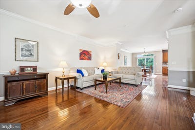 /international/us/17718-phelps-hill-lane-derwood-md-110100820237/