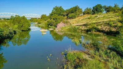 /international/us/0009-walden-way-lot-9-llano-tx-110098666377/