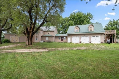 /international/us/119-ne-1050th-road-warrensburg-mo-110106673804/