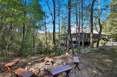 /international/us/136-ross-road-mineral-bluff-ga-110103057245/