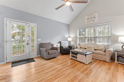 /international/us/12-brittany-place-drive-hilton-head-island-sc-110102051280/