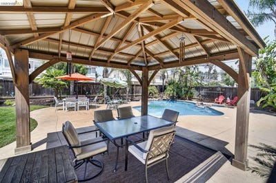/international/us/2875-tango-ln-brentwood-ca-110108380339/