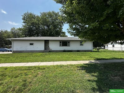 /international/us/1010-main-street-north-bend-ne-110109193433/