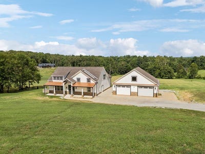 /international/us/3564-barber-hwy-cumberland-city-tn-110101303092/
