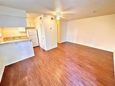 /international/us/4204-speedway-austin-tx-110108549567/