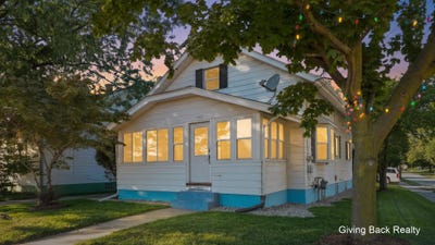 /international/us/1503-burton-street-sw-wyoming-mi-110120105171/