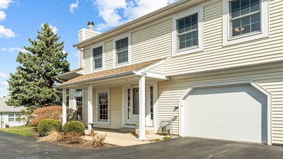 /international/us/220-whitewood-drive-streamwood-il-110107485236/