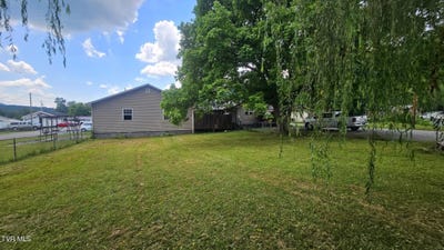 /international/us/10-powell-valley-road-big-stone-gap-va-110095184548/