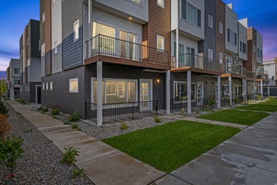 /international/us/4577-w-pleasant-pine-ct-west-valley-city-ut-110107630583/
