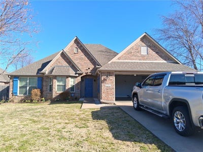 /international/us/3864-w-providence-drive-fayetteville-ar-110107048931/