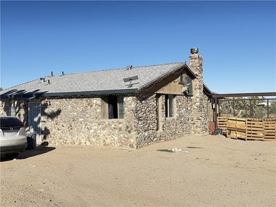 /international/us/18096-n-olive-drive-dolan-springs-az-110120107469/