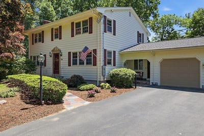 /international/us/104-jackson-dr-raynham-ma-110108801489/