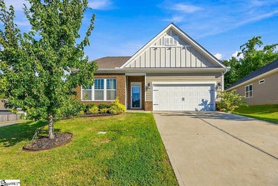 /international/us/516-raleighwood-lane-simpsonville-sc-110109986286/